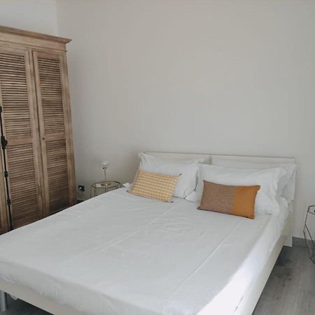 Ostro - Guest House Agrigento Esterno foto