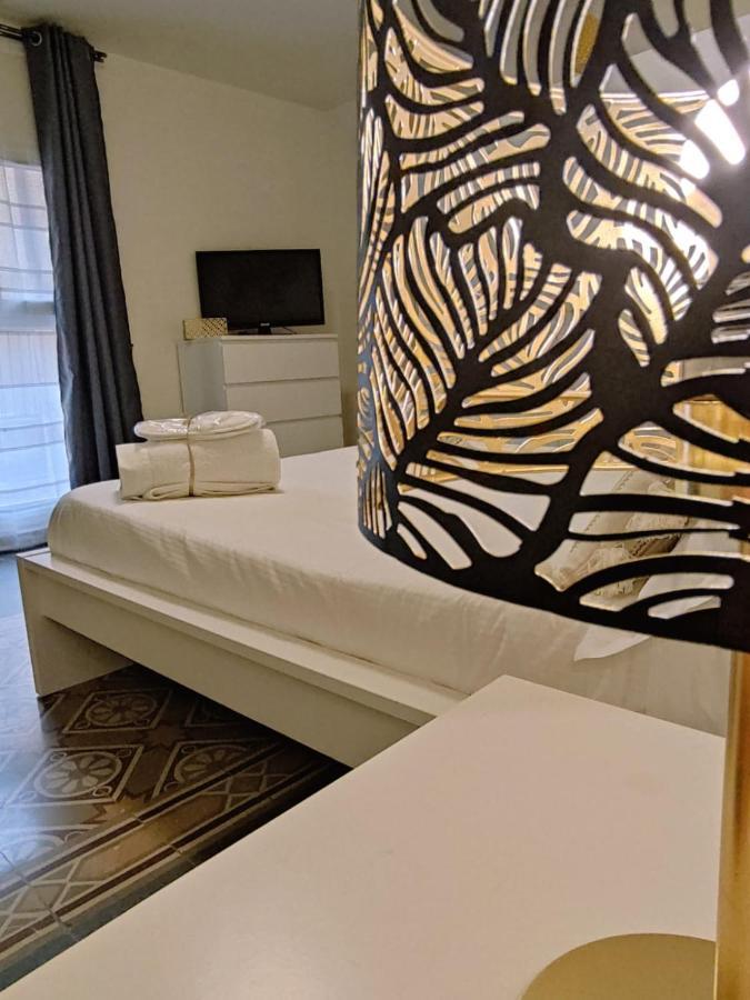 Ostro - Guest House Agrigento Esterno foto